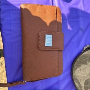 Brown Wallet with Silver Clasp